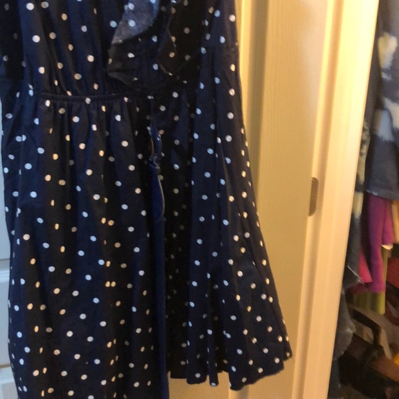 Dress - Picture 4 of 4